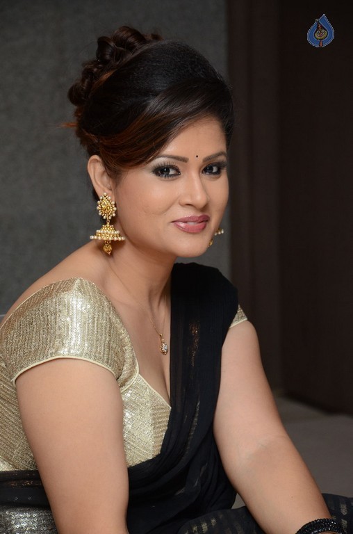 Shilpa Chakravarthy Pics - 7 / 61 photos