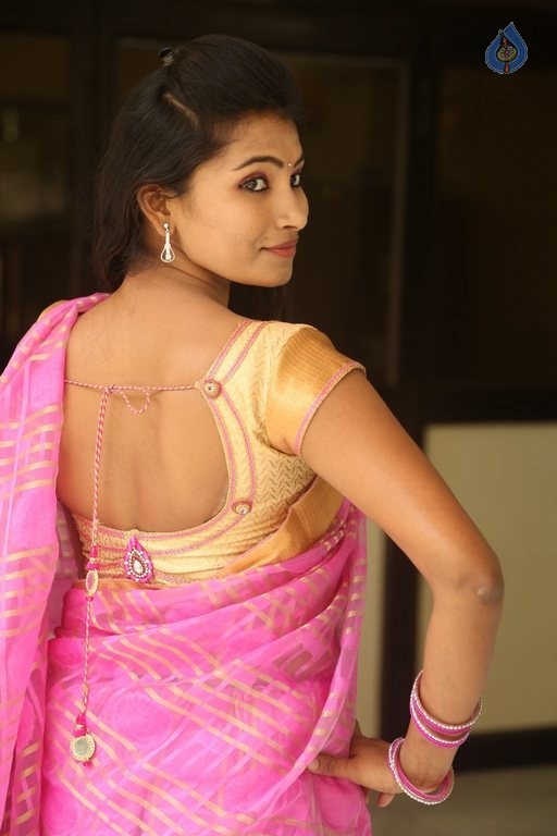 Shilpa New Photos - 18 / 29 photos