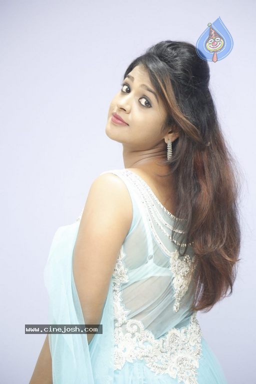 Shilpa Sri Pics - 20 / 49 photos