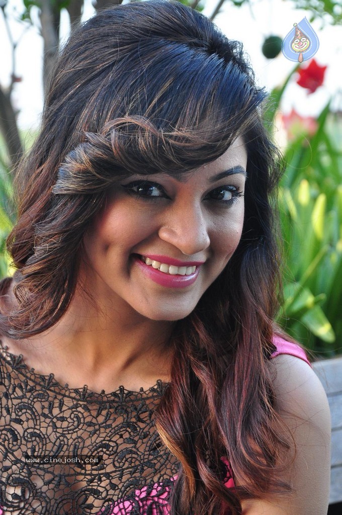 Shilpi Sharma Latest Photos - 101 / 134 photos