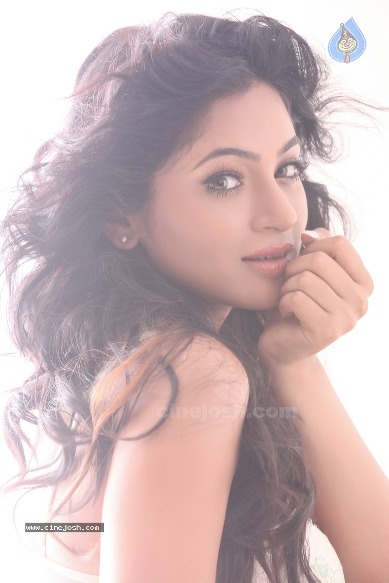 Shilpi Sharma New Portfolio - 5 / 45 photos