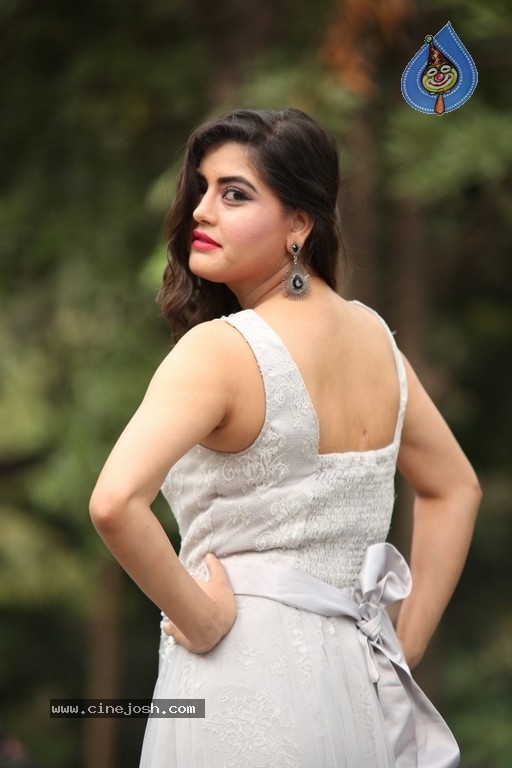 Shipra Gaur Latest Photos - 2 / 11 photos