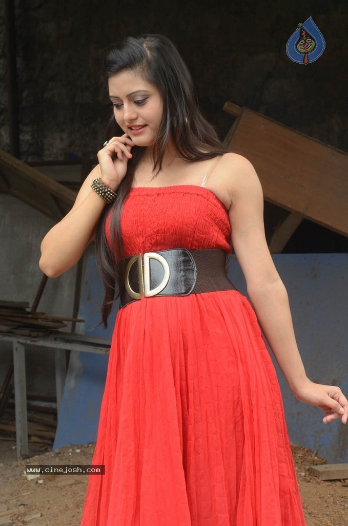 Shipra New Stills - 1 / 42 photos