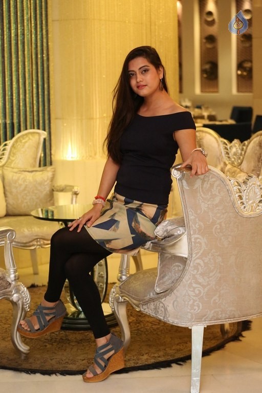 Shipraa Gaur Kavya Photos - 18 / 42 photos