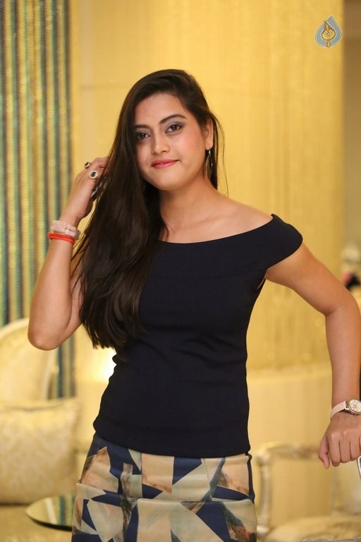 Shipraa Gaur Kavya Photos - 36 / 42 photos