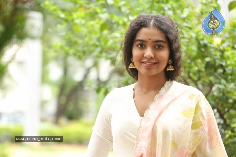 Shivathmika Rajashekar Photos - 16 / 21 photos