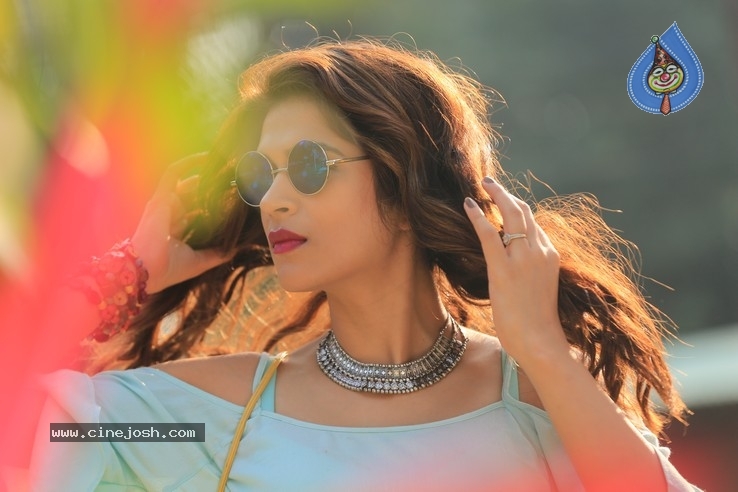 Shraddha Das Stills  from Nireekshana Movie - 6 / 9 photos