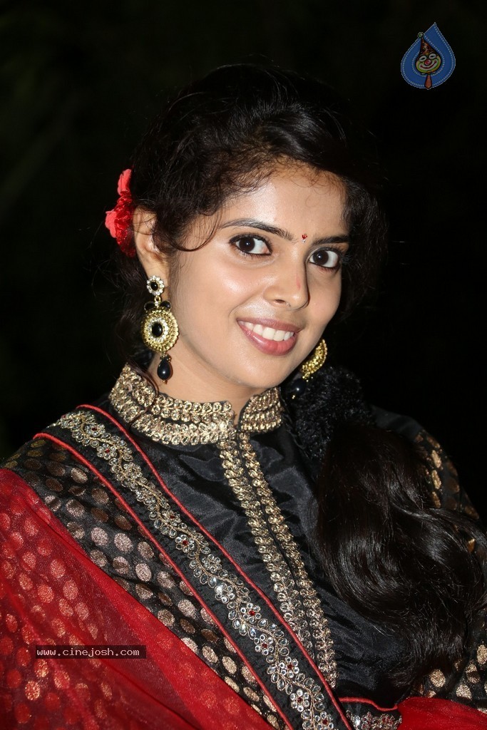 Shravya New Photos - 122 / 126 photos