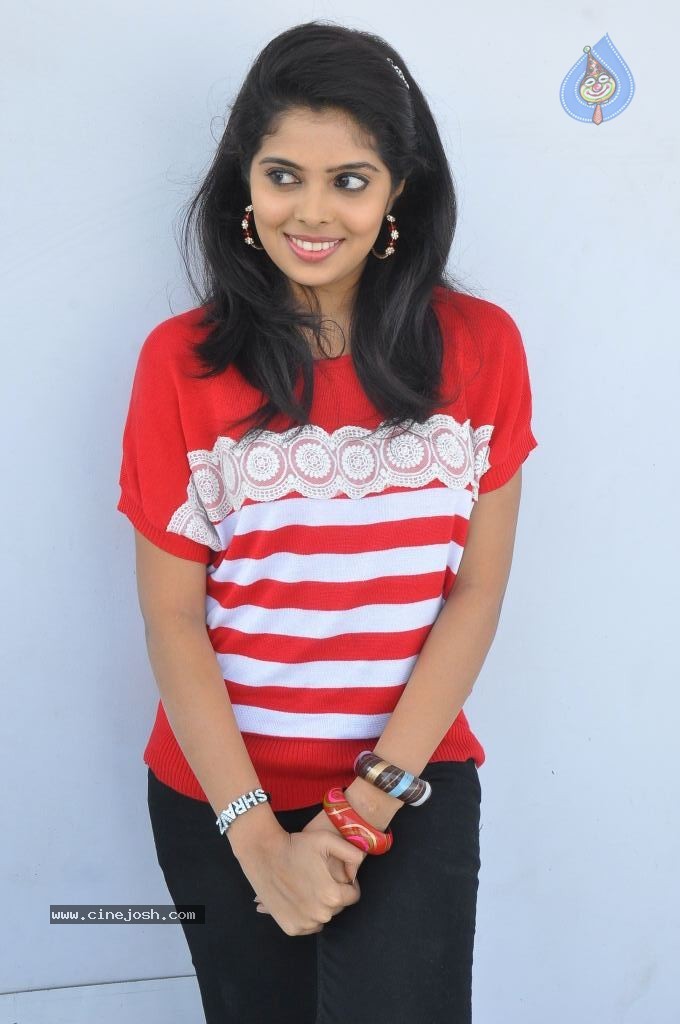 Shravya New Pics - 105 / 106 photos