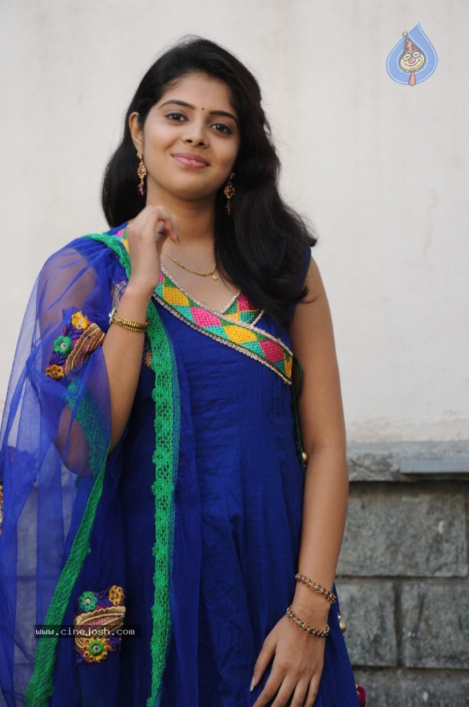 Shravya New Stills - 121 / 122 photos