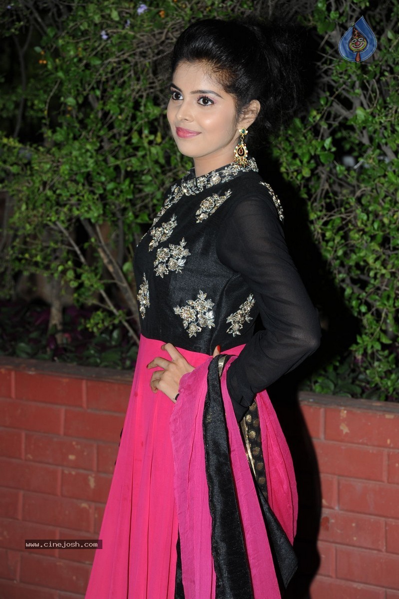 Shravya New Stills - 16 / 58 photos