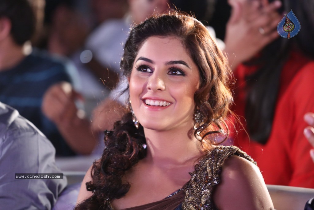 Isha Talwar at GJG Audio Launch - 28 / 54 photos