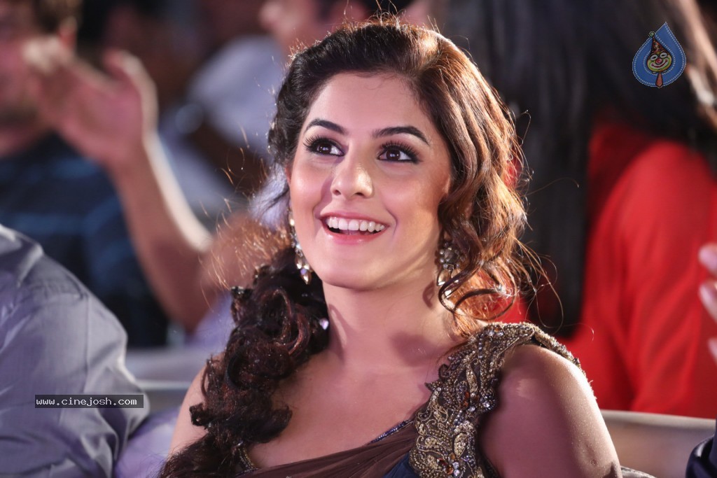 Isha Talwar at GJG Audio Launch - 40 / 54 photos