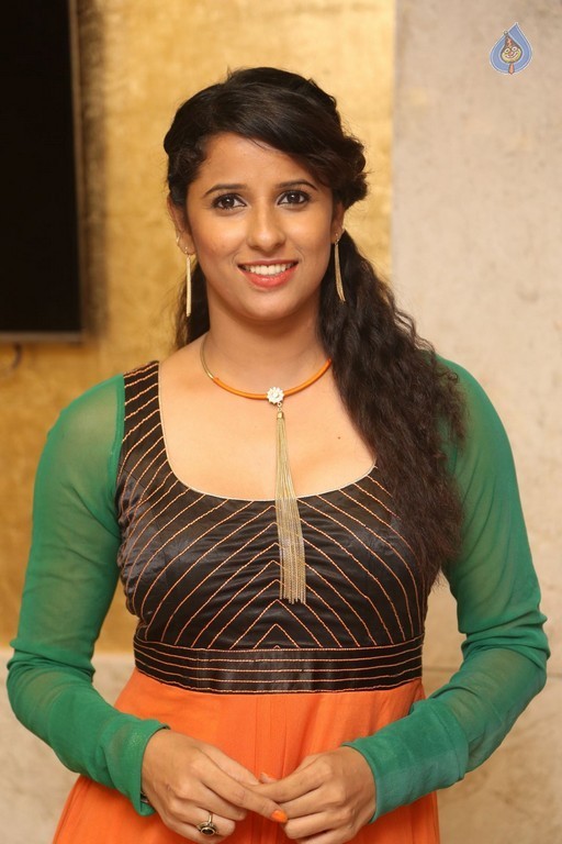 Shravya Reddy Latest Gallery - 6 / 39 photos