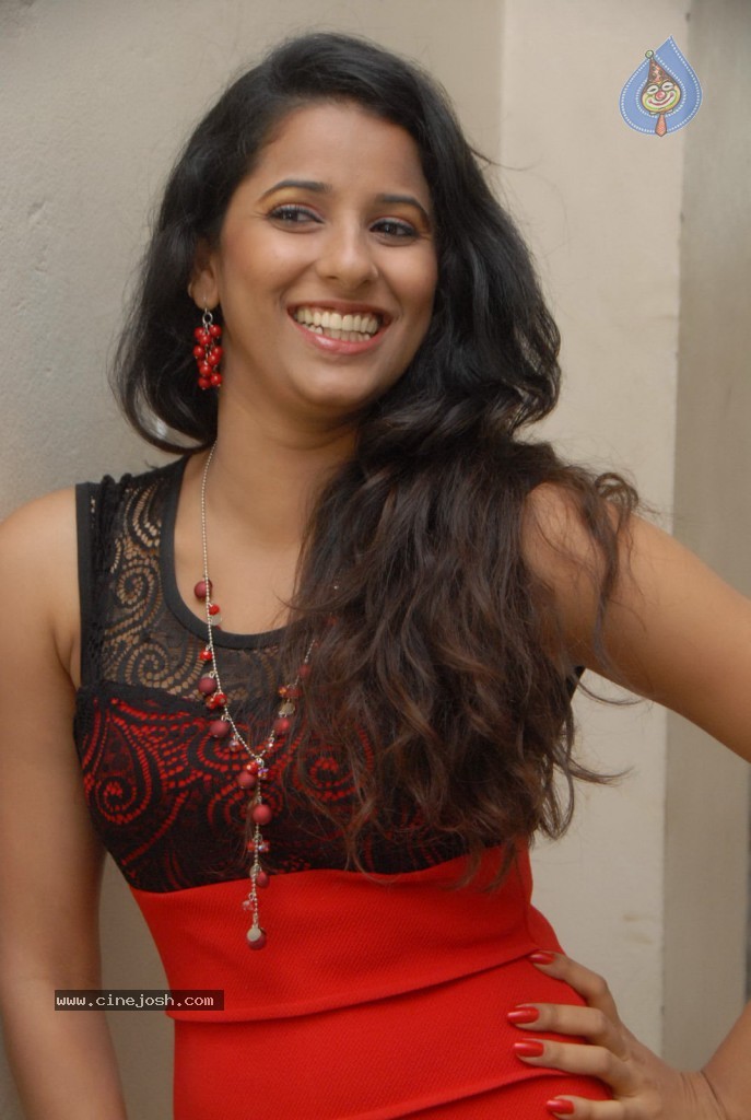 Shravya Reddy New Photos - 10 / 59 photos