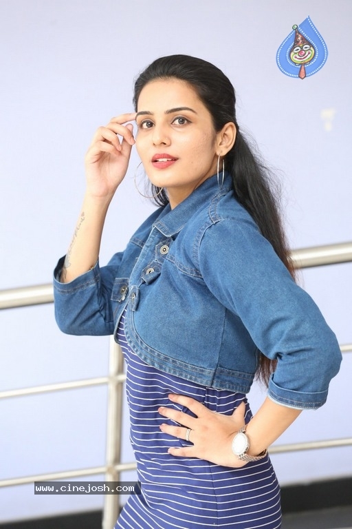 Shree Gopika Photos - 15 / 21 photos