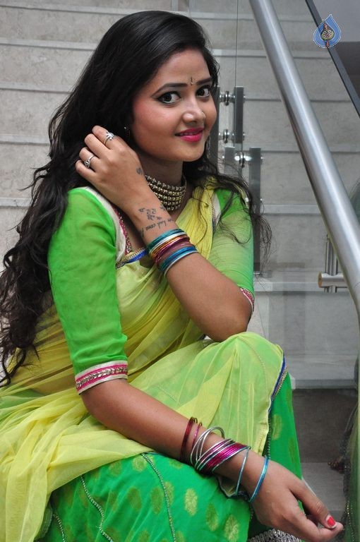 Shreya Vyas New Images - 36 / 39 photos