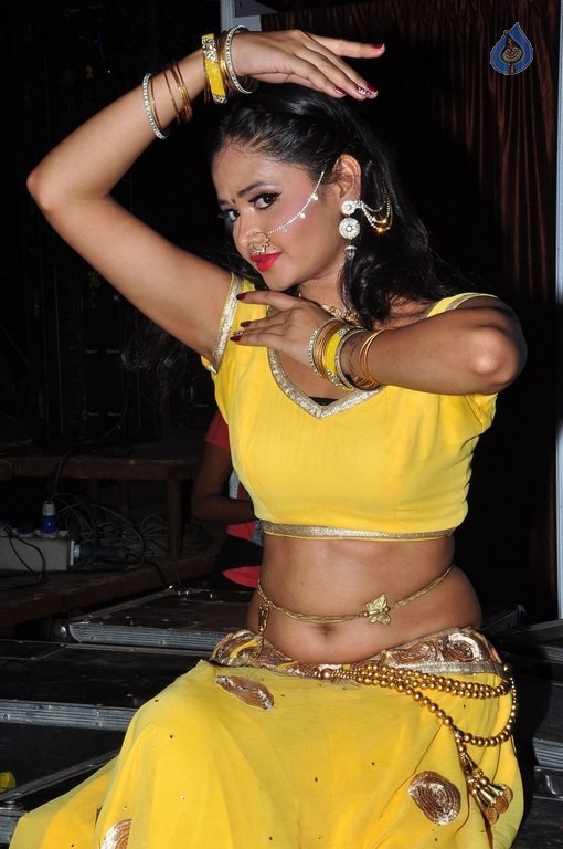 Shreya Vyas New Pics - 32 / 40 photos