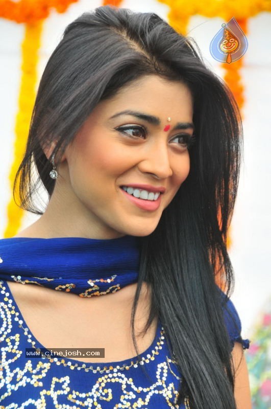 Shriya at SSC Production No. 3 Movie Launch - 37 / 45 photos
