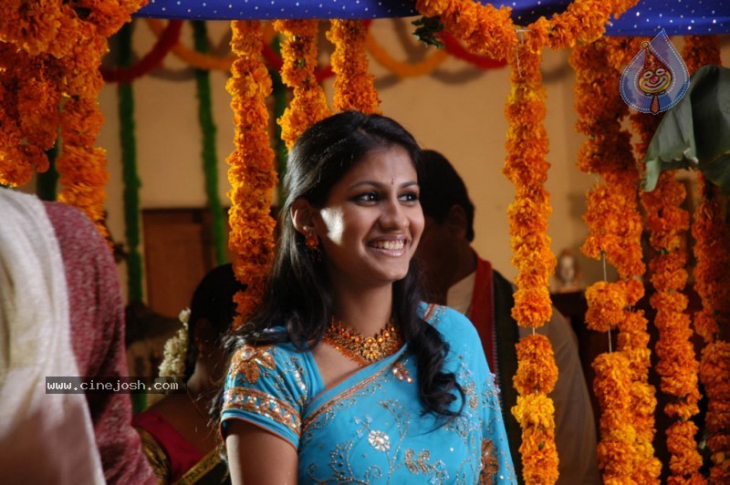 Shriya Dhanvanthri Gallery - 23 / 50 photos