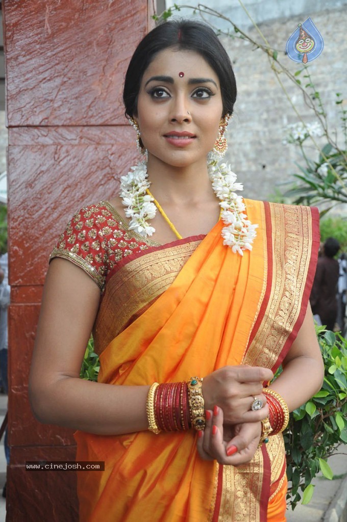 Shriya Latest Photos - 9 / 60 photos