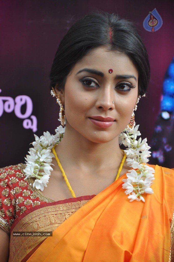 Shriya Latest Photos - 31 / 60 photos