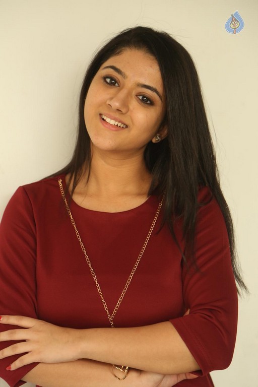 Shriya Sharma New Pics - 18 / 21 photos