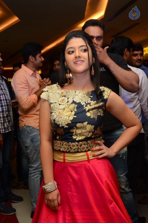 Shriya Sharma Pics - 21 / 21 photos