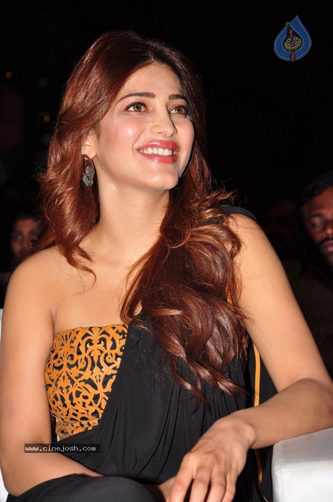 Shruthi Hassan New Photos - 70 / 83 photos