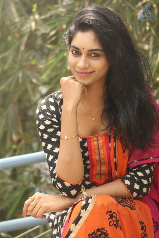 Shruthi Mol Latest Photos - 26 / 42 photos