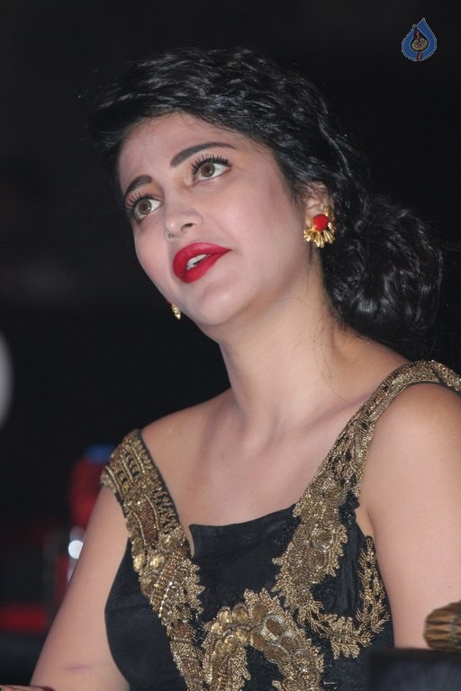 Shruti Haasan at Ritz Style Awards - 22 / 28 photos