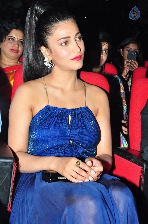 Shruti Haasan Photos - 9 / 42 photos