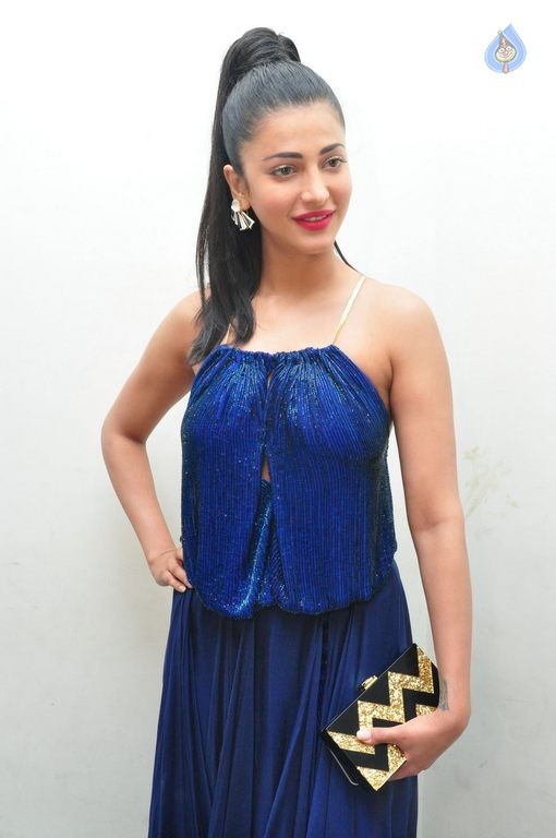 Shruti Haasan Photos - 37 / 42 photos