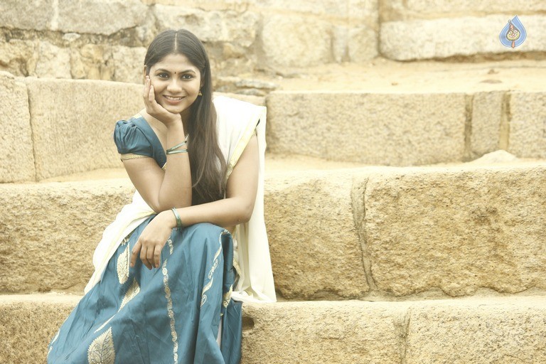 Shruti Reddy Latest Photos - 15 / 42 photos