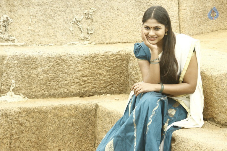 Shruti Reddy Latest Photos - 37 / 42 photos