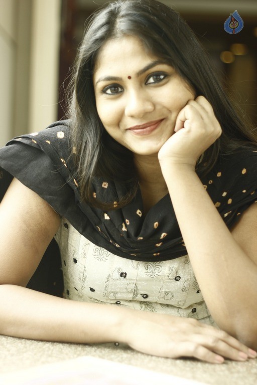 Shruti Reddy Latest Photos - 42 / 42 photos