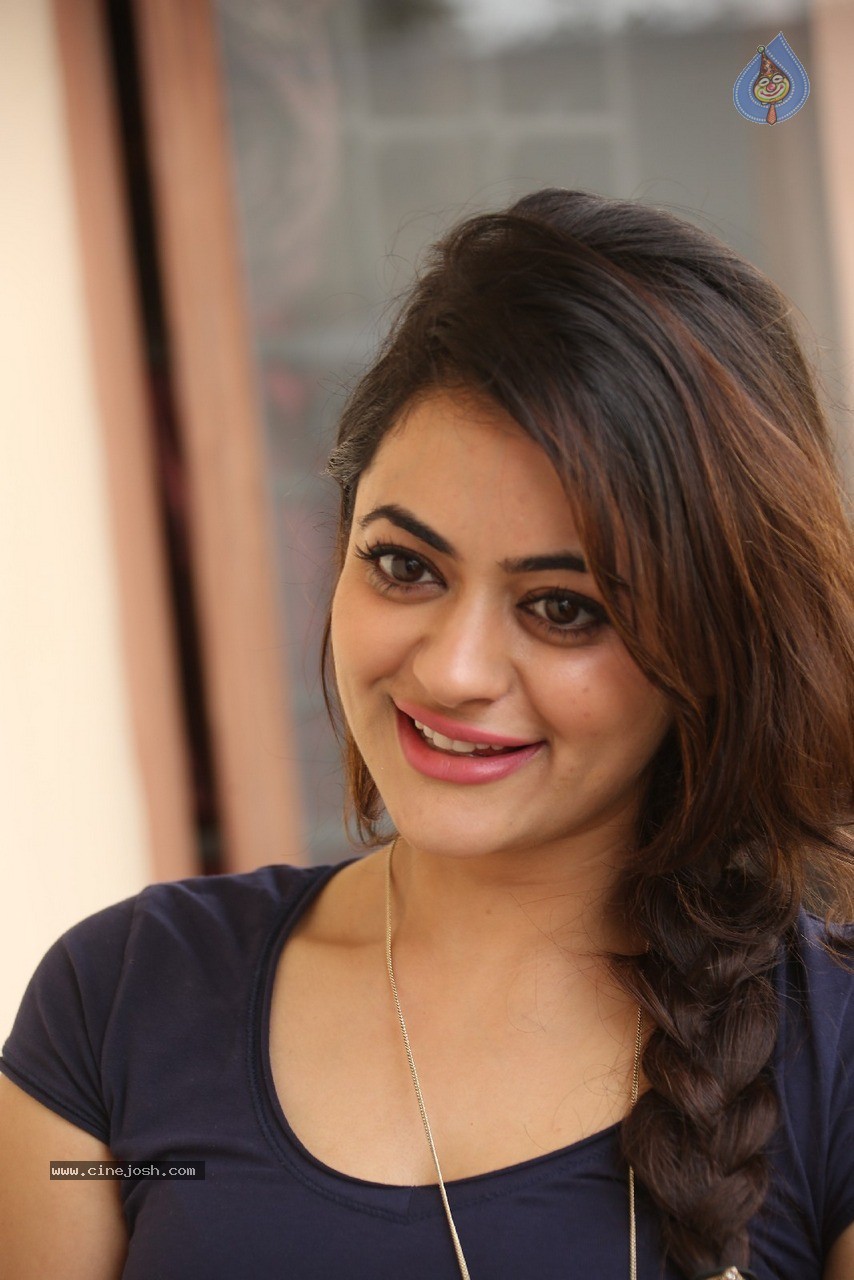 Shruti Sodhi New Stills - 8 / 90 photos