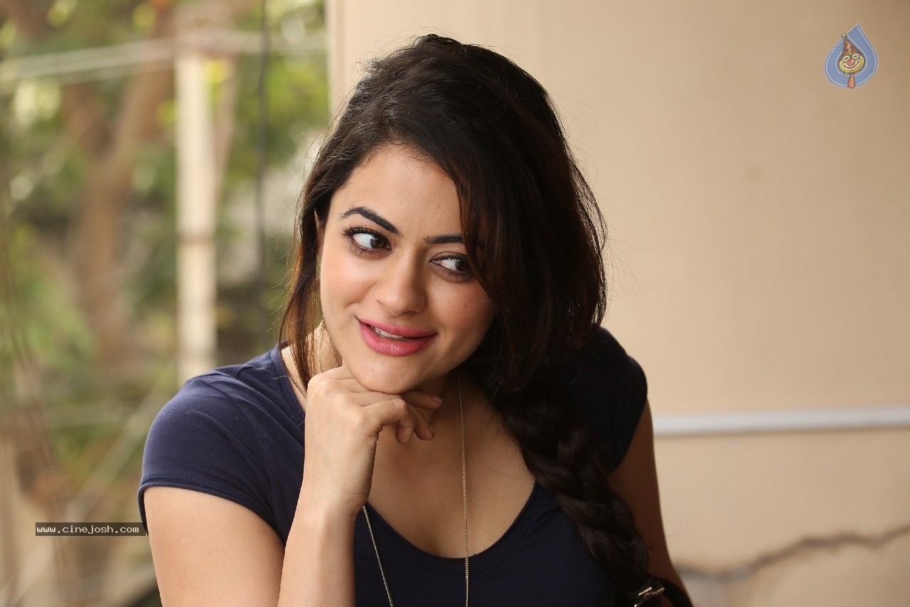 Shruti Sodhi New Stills - 80 / 90 photos