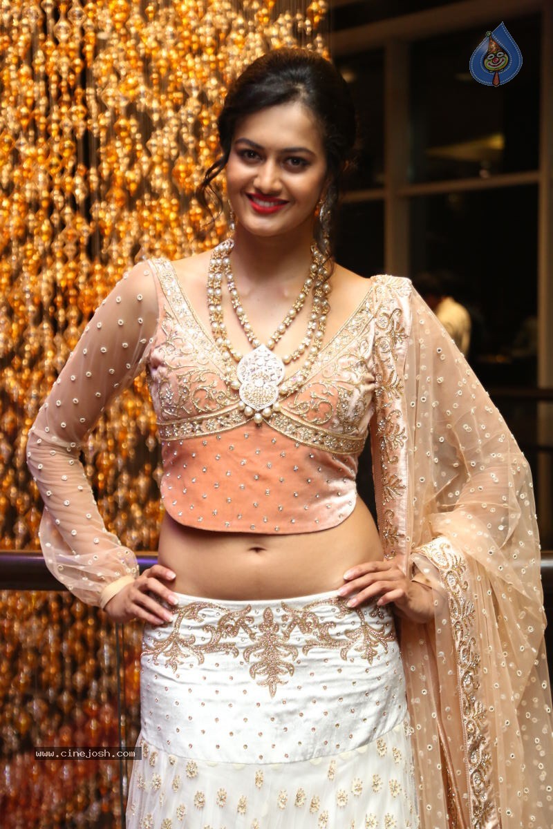 Shubra Aiyappa New Photos - 26 / 60 photos