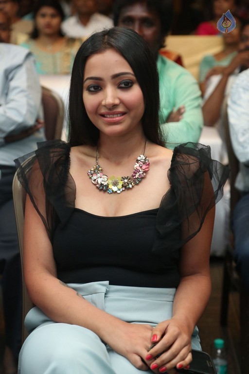 Shweta Basu Prasad Pics - 32 / 34 photos