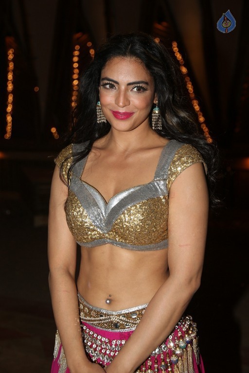 Shweta Bhardwaj Photos - 31 / 54 photos