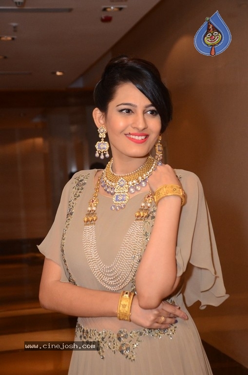 Shwetha Jadav Stills - 8 / 18 photos