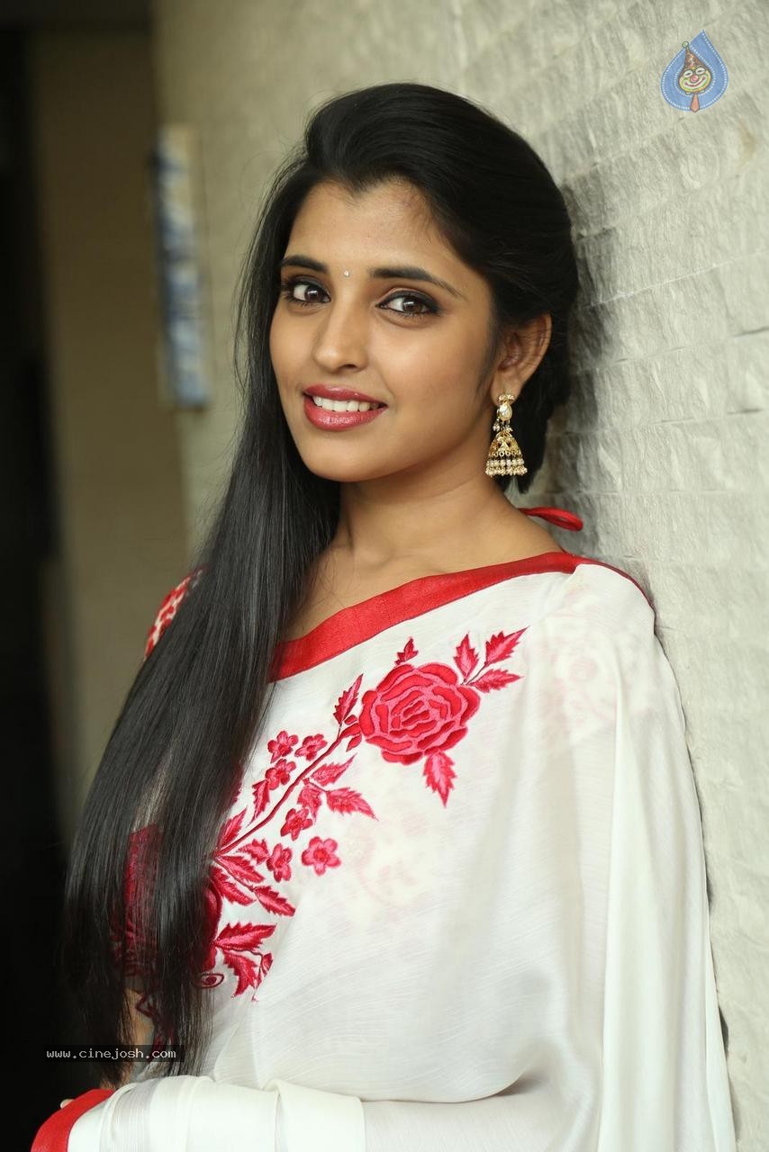 Shyamala New Photos - 25 / 63 photos