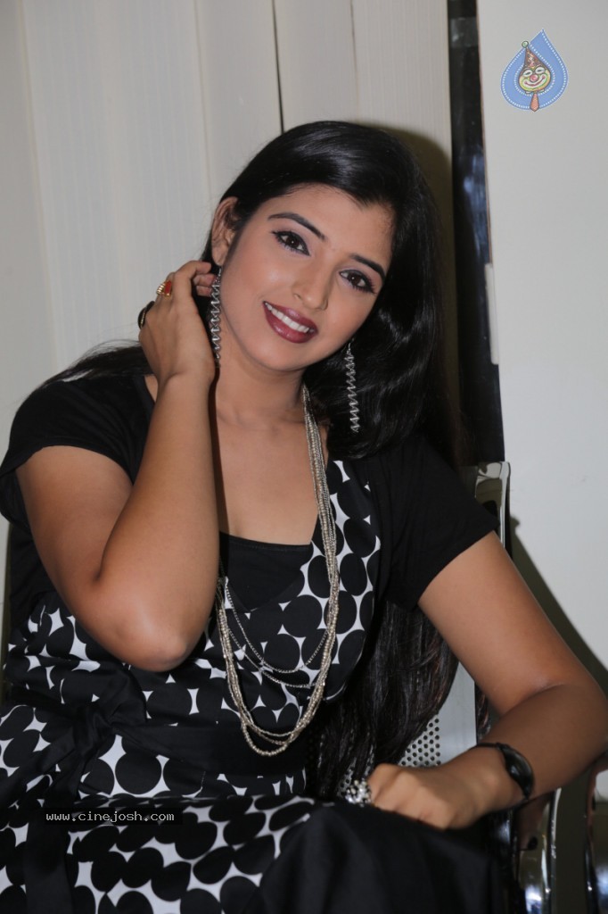 Shyamala New Stills - 65 / 95 photos