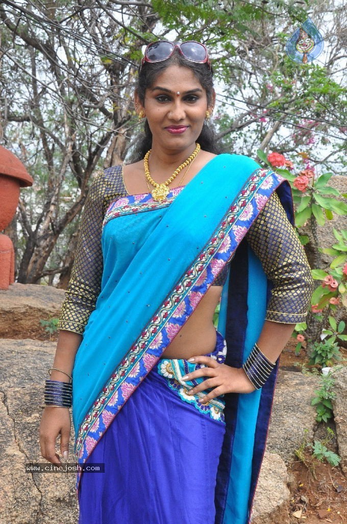 Shyamala Stills - 6 / 34 photos