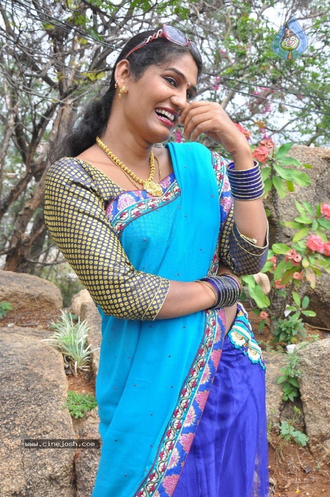 Shyamala Stills - 7 / 34 photos