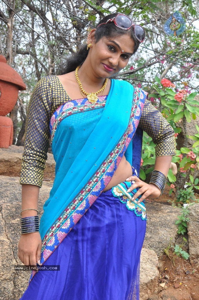 Shyamala Stills - 29 / 34 photos