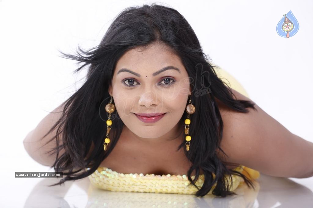 Silpa Hot Stills - 48 / 140 photos