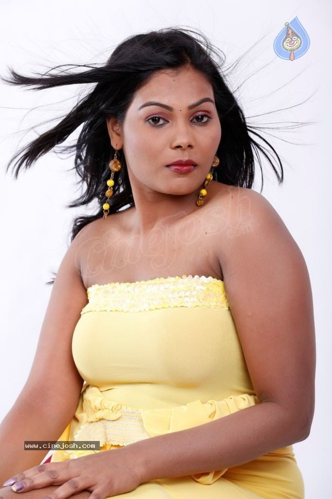 Silpa Hot Stills - 52 / 140 photos