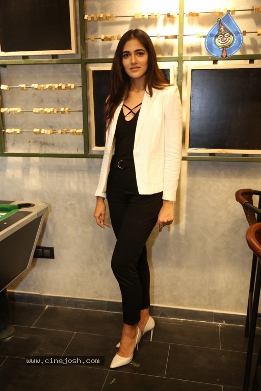 Simran Chowdary Latest Gallery - 6 / 6 photos